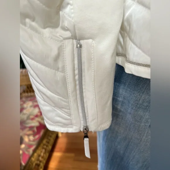 White House Black Market Winter White Jacket/Coat with Removable Faux Fur Collar - Picture 10 of 13